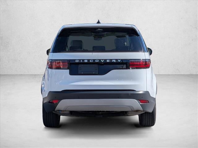 Used 2024 Land Rover Discovery S image 7