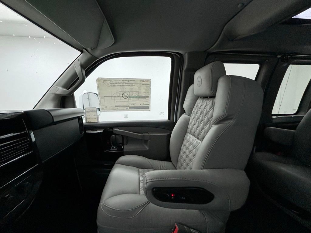 New 2025 GMC Savana 2500 Extended w/ Driver Convenience Package image 40