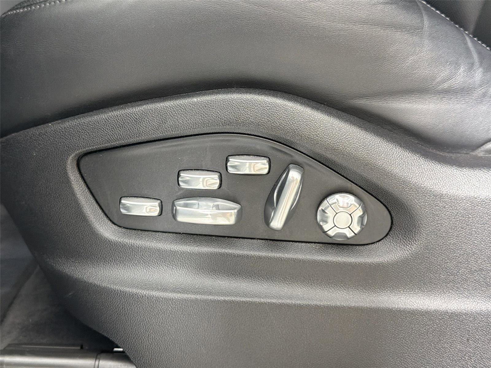 Certified 2021 Porsche Cayenne Turbo AWD/4WD image 32