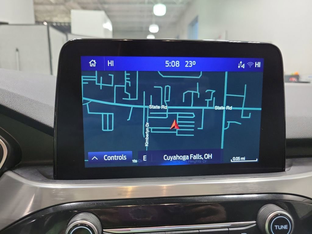 Used 2022 Ford Escape Titanium image 6