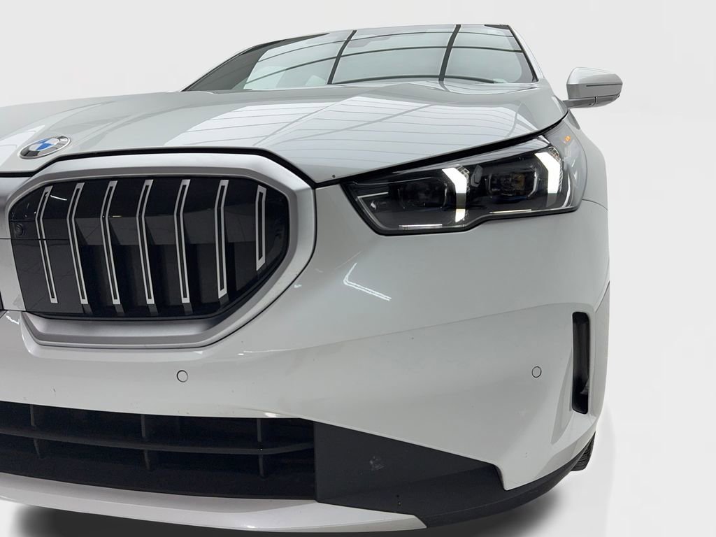 Used 2025 BMW 530i RWD image 5