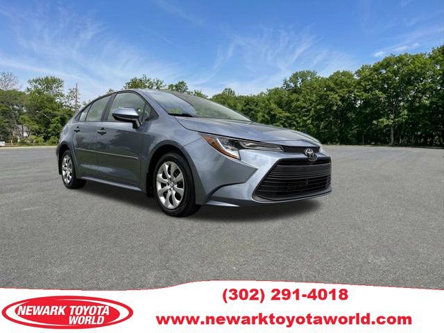 Used 2023 Toyota Corolla LE FWD image 1