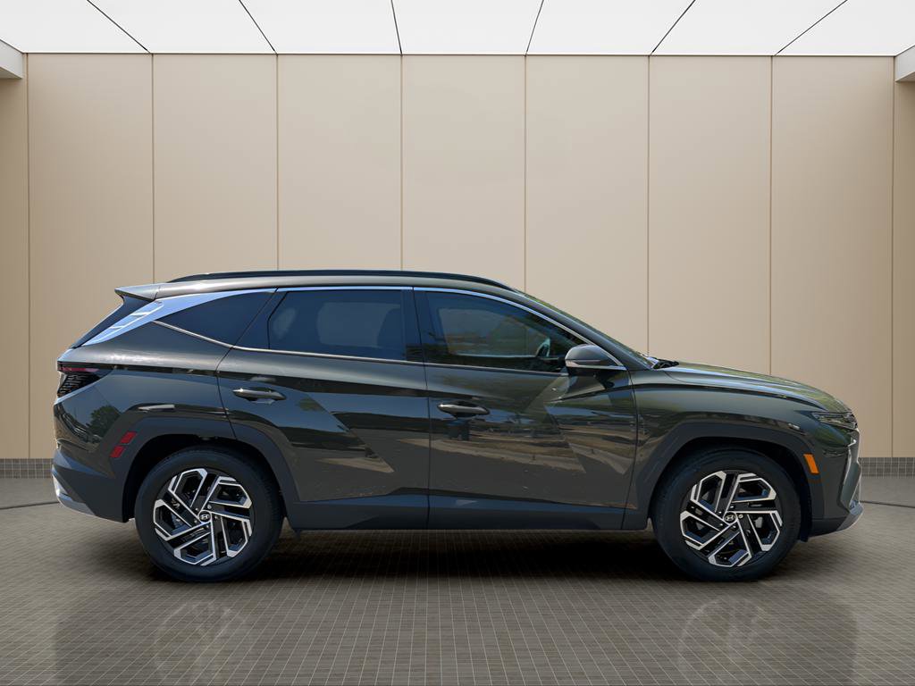 Certified 2025 Hyundai Tucson Limited FWD image 6
