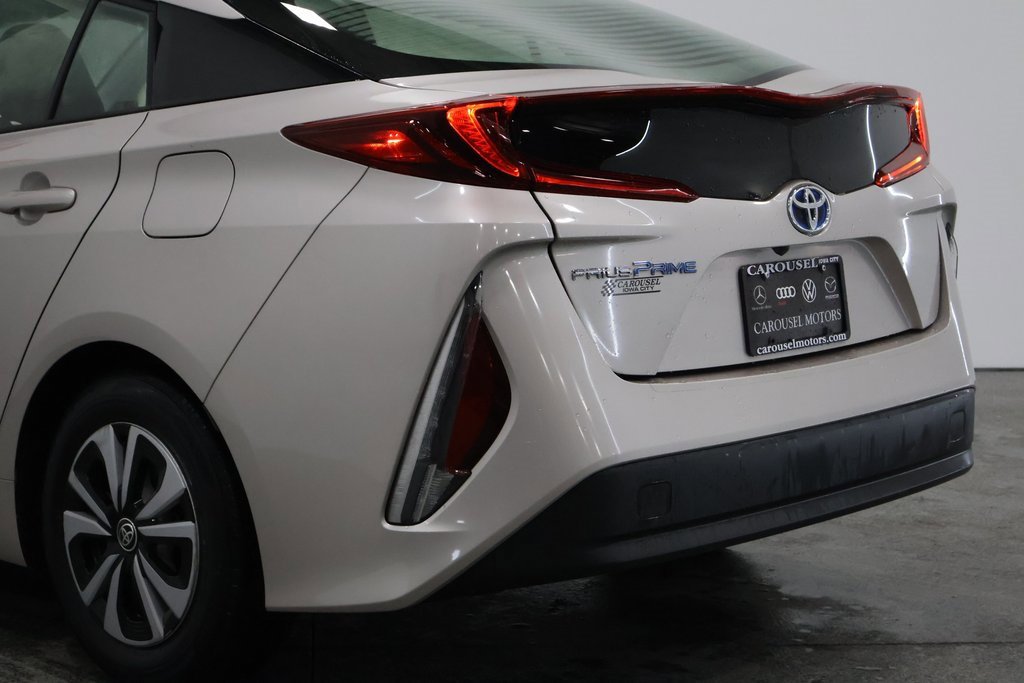 Used 2018 Toyota Prius Prime Premium image 10