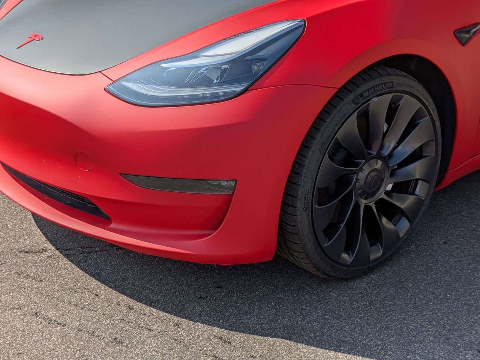 Used 2023 Tesla Model 3 Performance image 9
