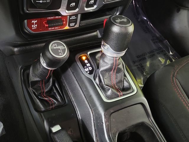 Used 2023 Jeep Wrangler Rubicon AWD/4WD image 30
