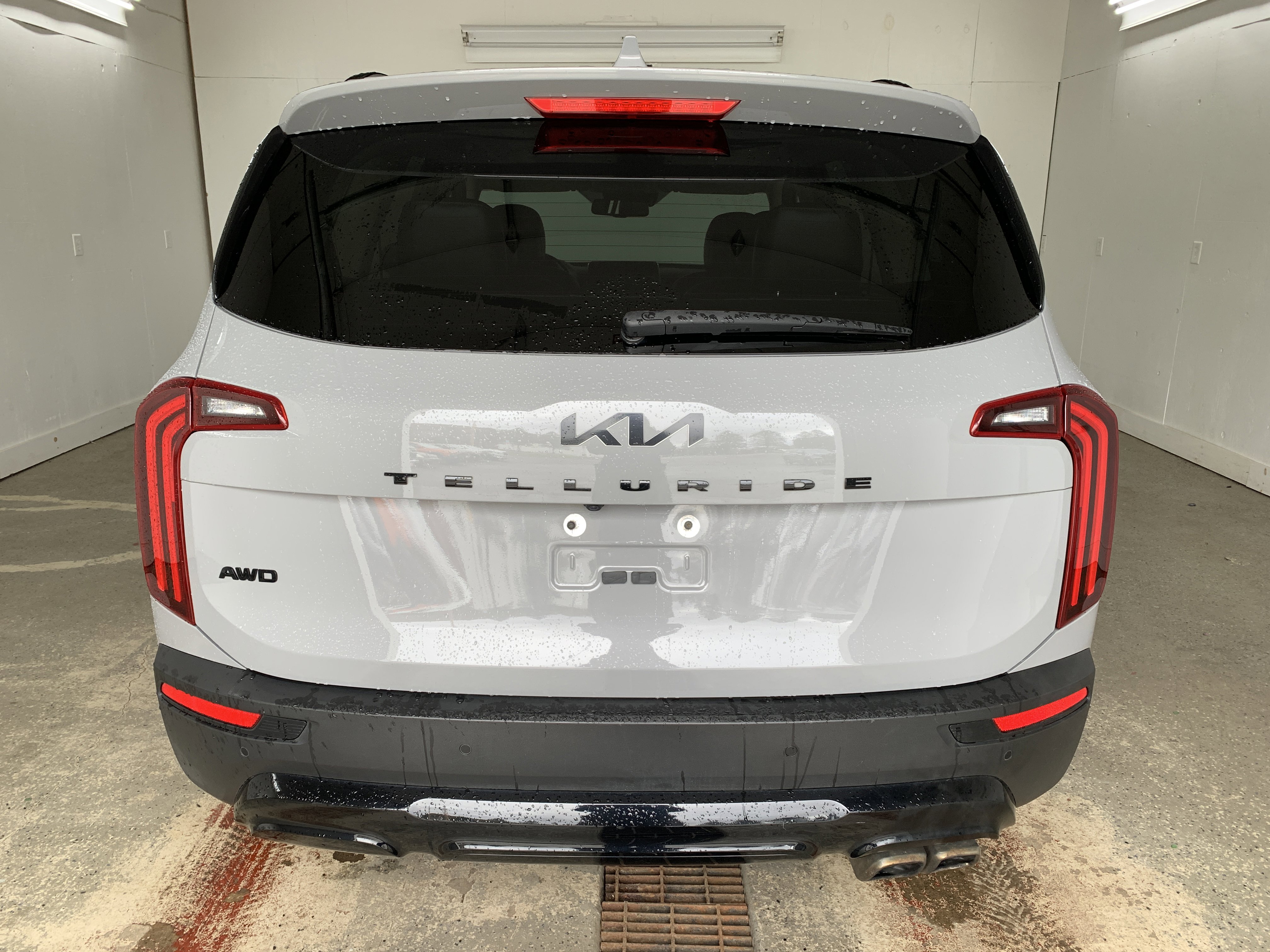 Used 2022 Kia Telluride EX w/ EX Premium Package image 5