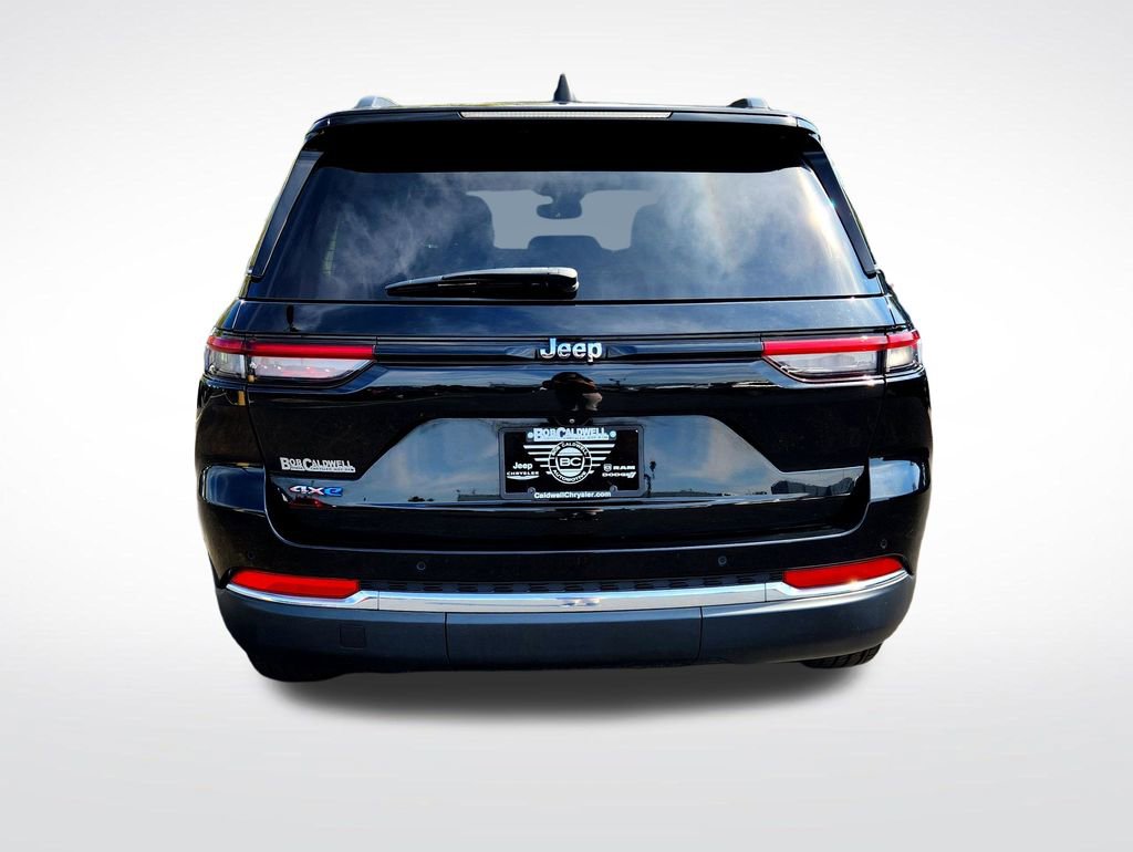 Used 2022 Jeep Grand Cherokee Limited 4xe image 7