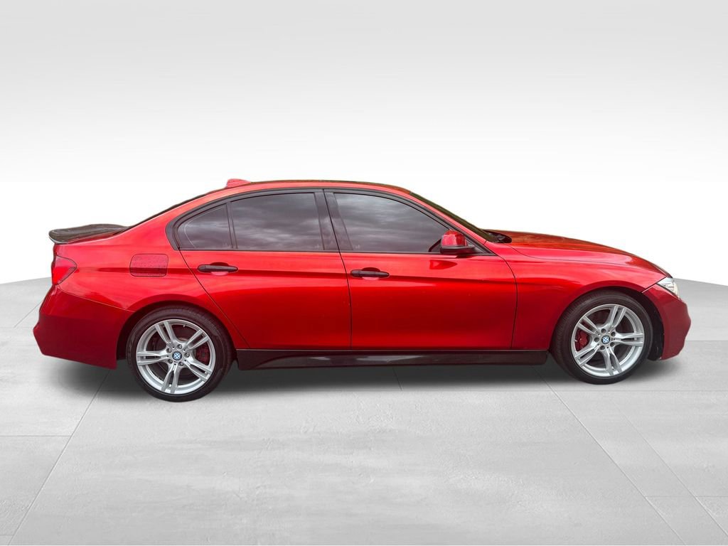 Used 2013 BMW 335i xDrive Sedan AWD/4WD image 8