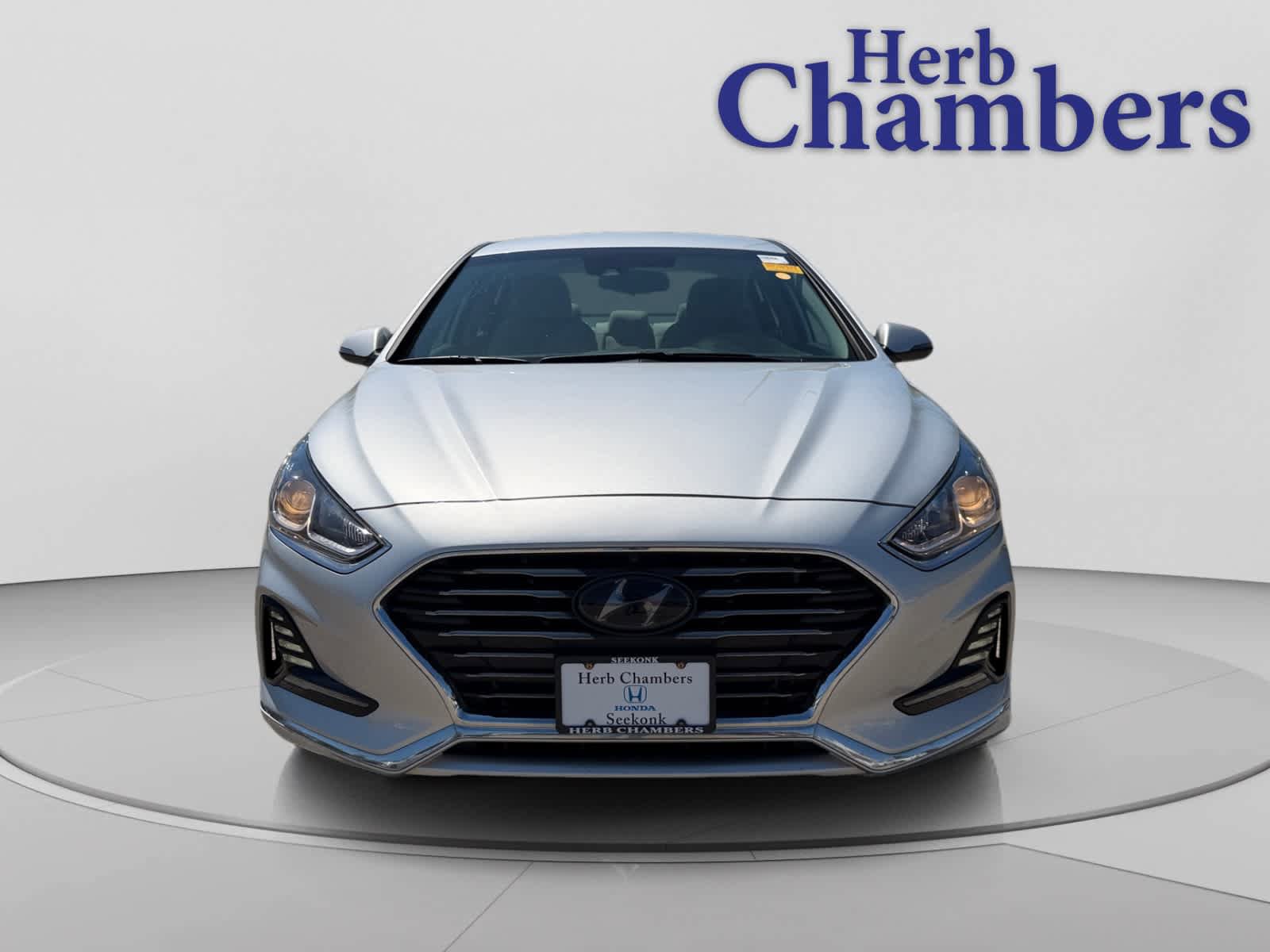 Used 2018 Hyundai Sonata SEL w/ Tech Package 02 FWD image 2