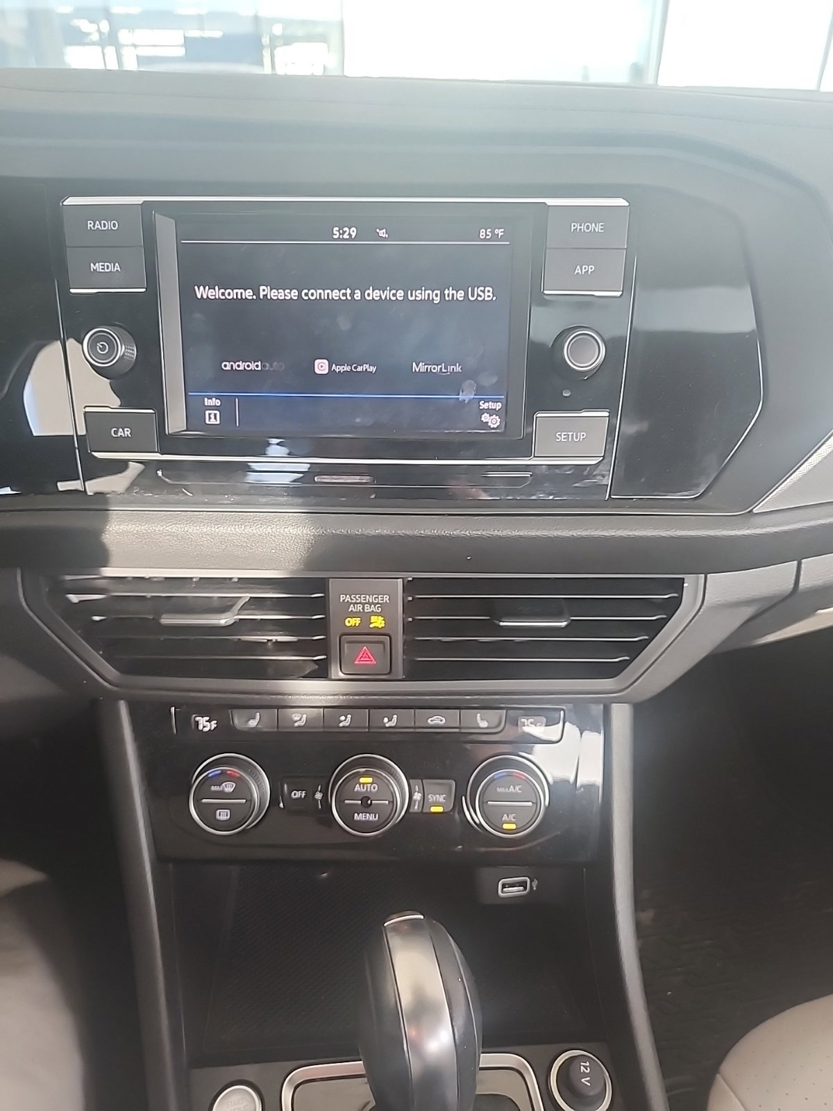 Used 2019 Volkswagen Jetta R-Line FWD image 13
