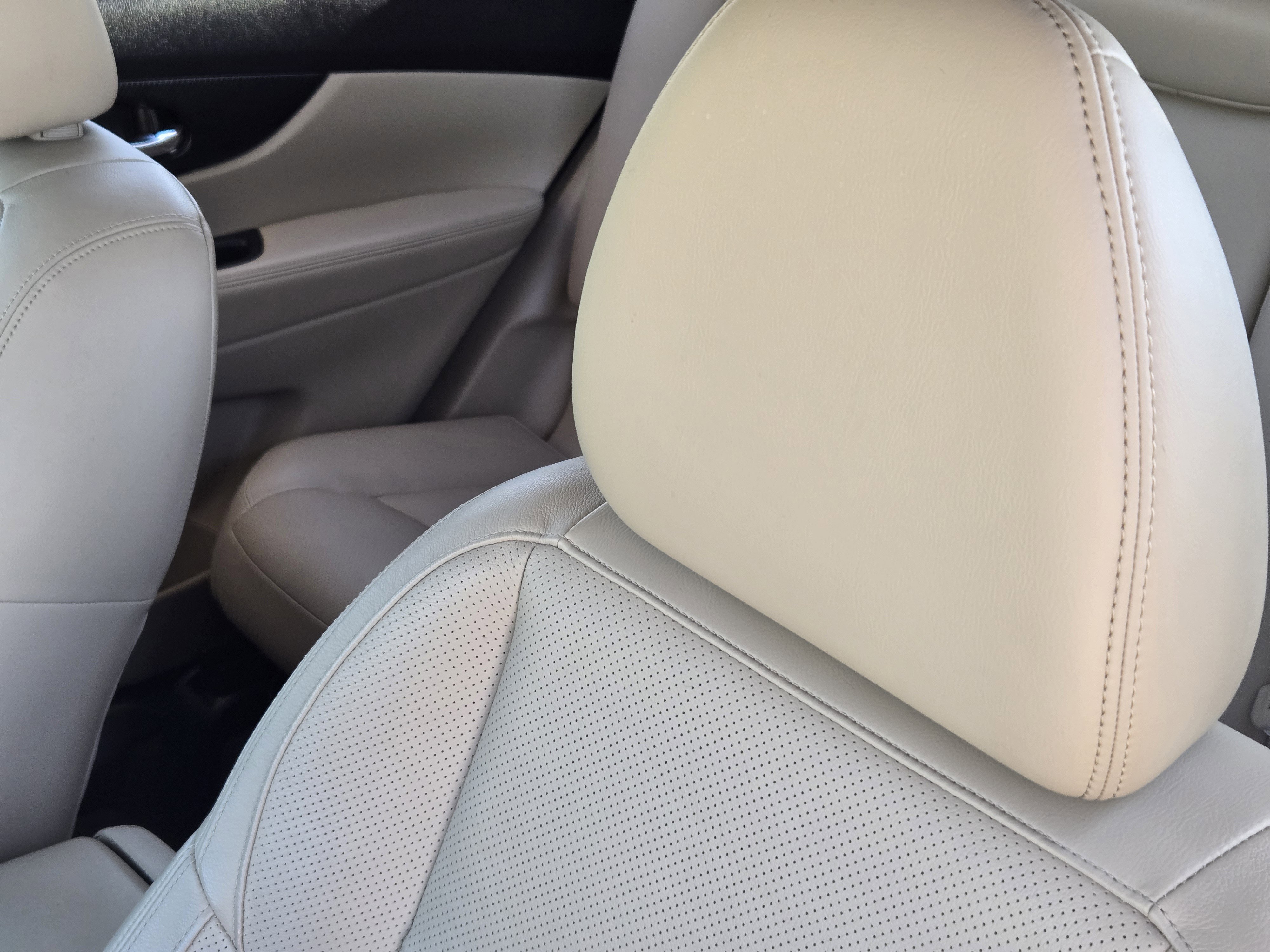 Used 2017 Nissan Rogue SL image 30