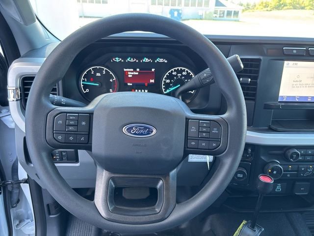 New 2023 Ford F450 XL w/ XL Chrome Package RWD image 24