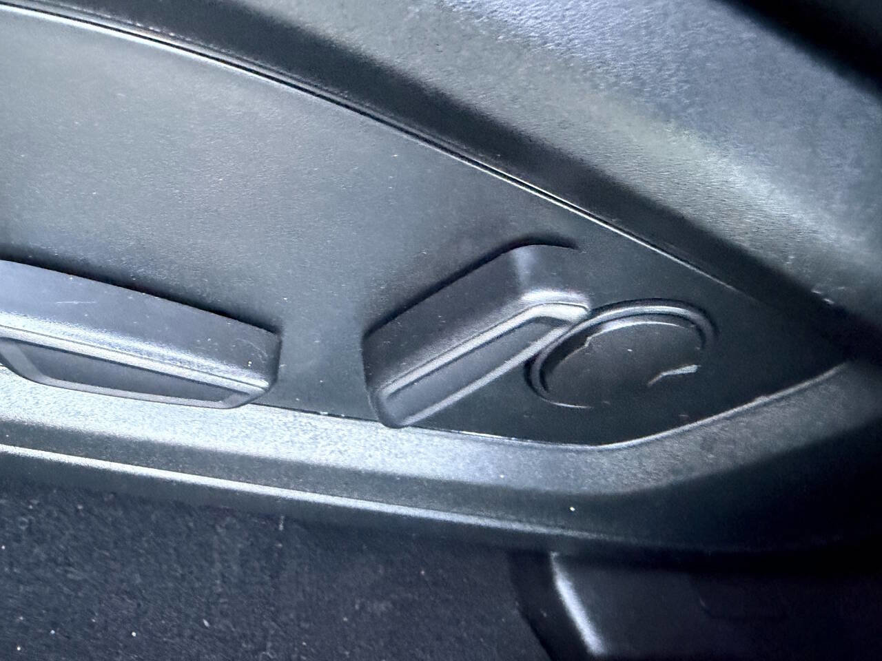 Used 2021 Ford Explorer ST w/ Equipment Group 401A image 23