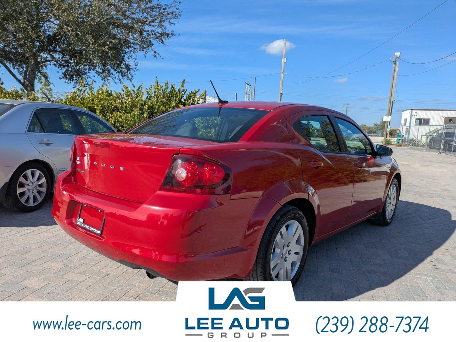 Used 2013 Dodge Avenger SE image 3