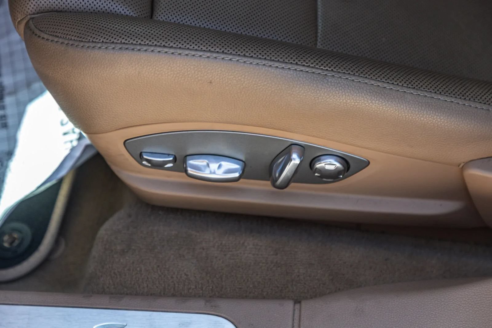 Used 2012 Porsche Panamera S RWD image 77
