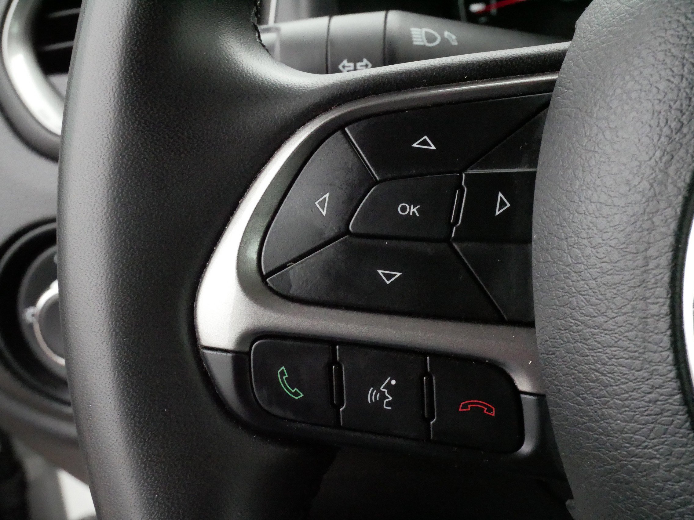 Used 2022 Jeep Renegade Latitude image 26