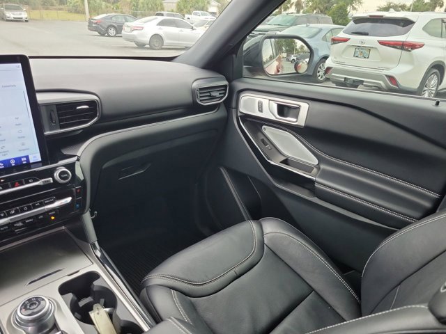 Used 2023 Ford Explorer ST w/ Equipment Group 401A image 3