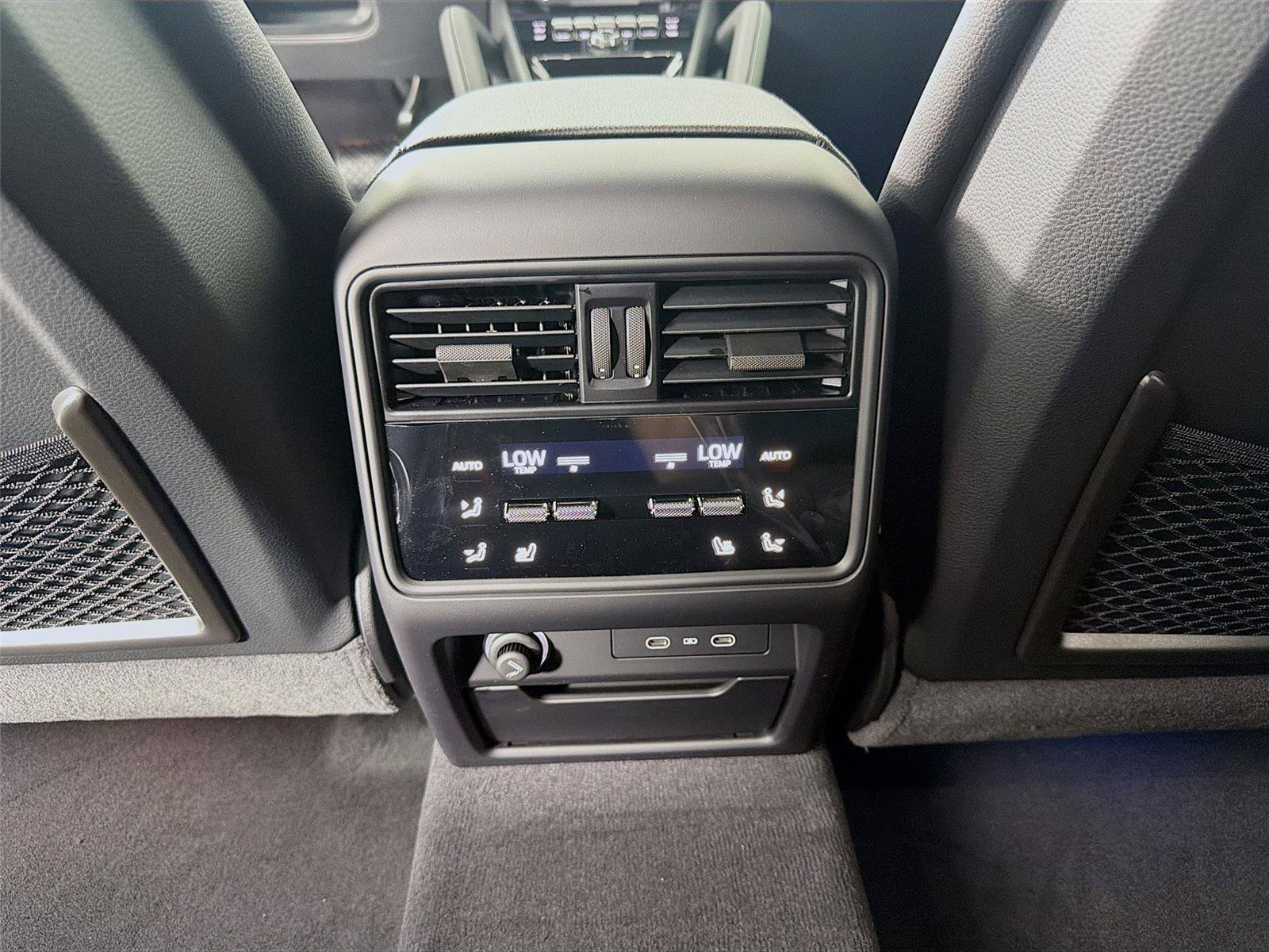 New 2026 Porsche Cayenne AWD/4WD image 20