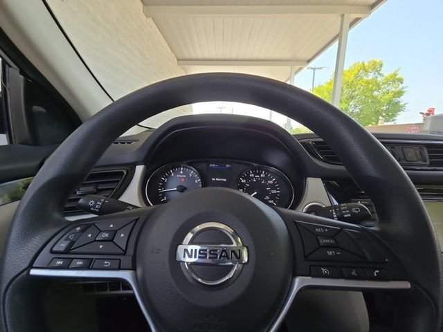 Used 2020 Nissan Rogue Sport SV FWD image 25