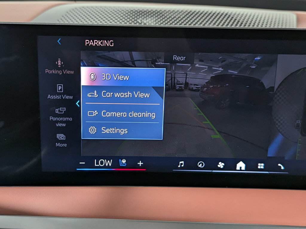 Used 2026 BMW iX xDrive45 w/ M Sport Package AWD/4WD image 26