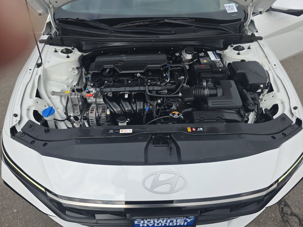 Used 2024 Hyundai Elantra Limited FWD image 21