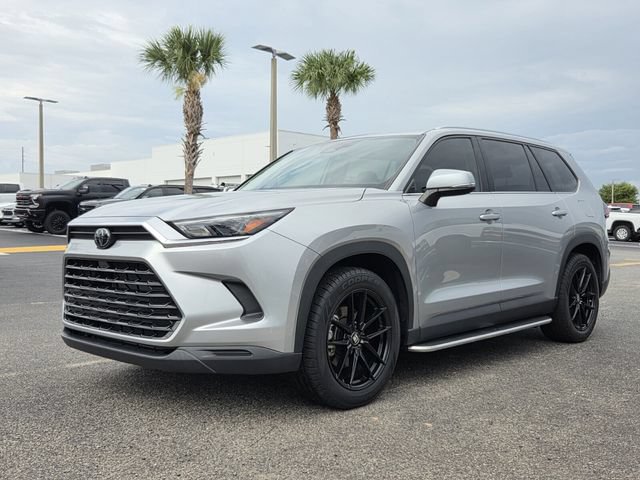 Used 2024 Toyota Grand Highlander FWD image 2
