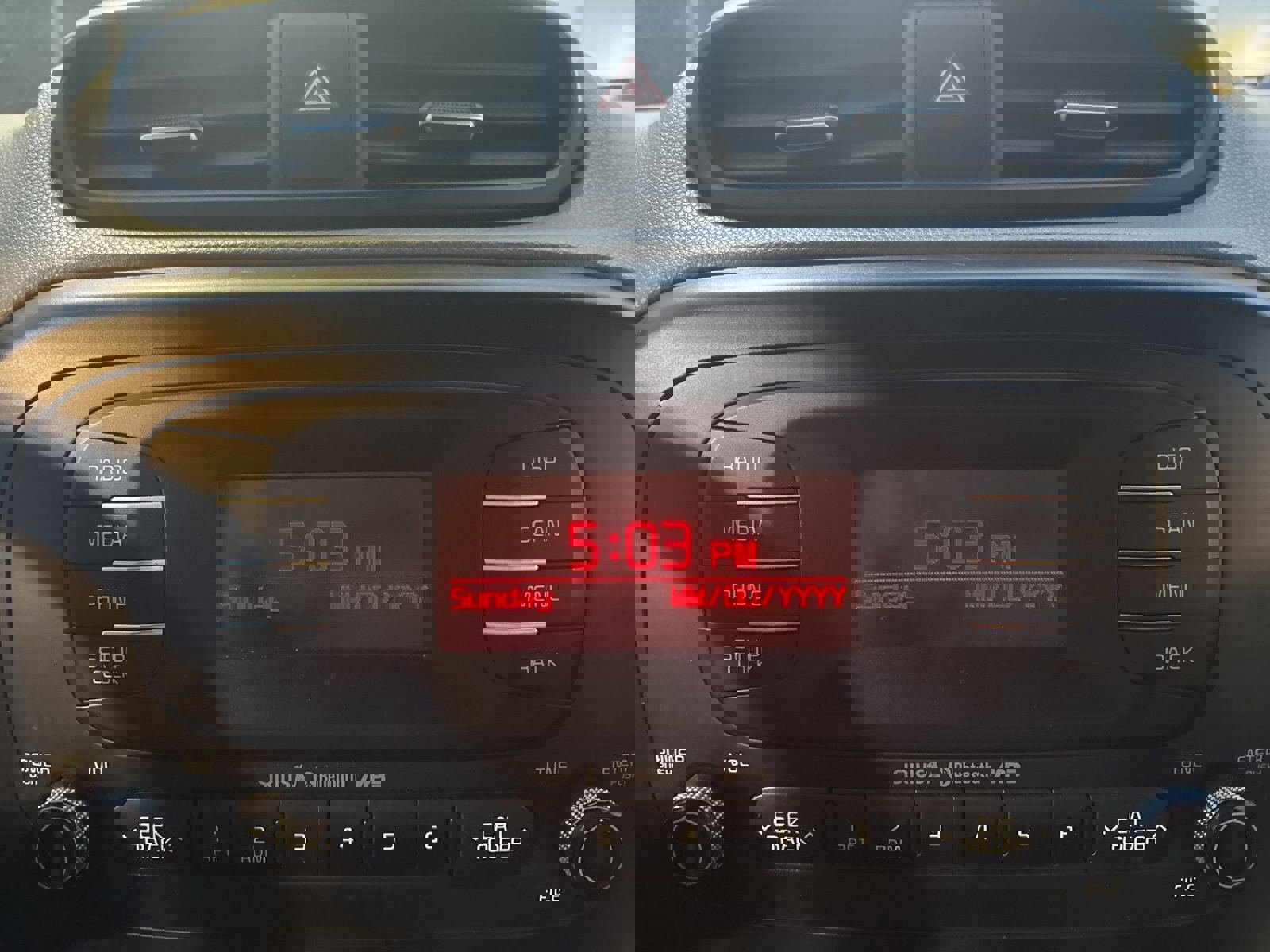 Used 2014 Kia Soul + FWD image 21