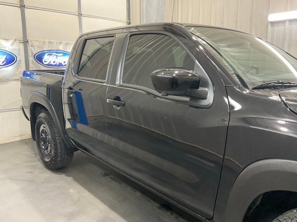 Used 2025 Nissan Frontier PRO-4X w/ Pro Premium Package image 4