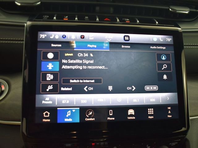 New 2025 Jeep Grand Cherokee L Limited w/ Black Appearance Package image 18