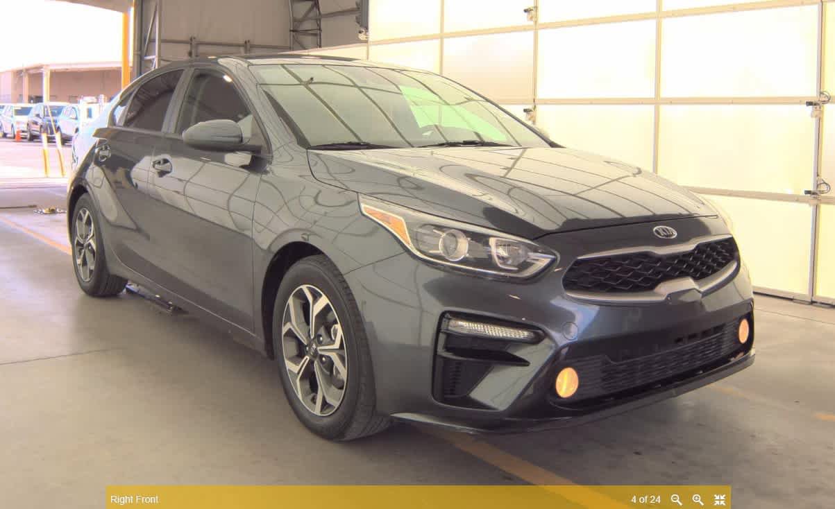 Used 2020 Kia Forte LXS FWD image 4