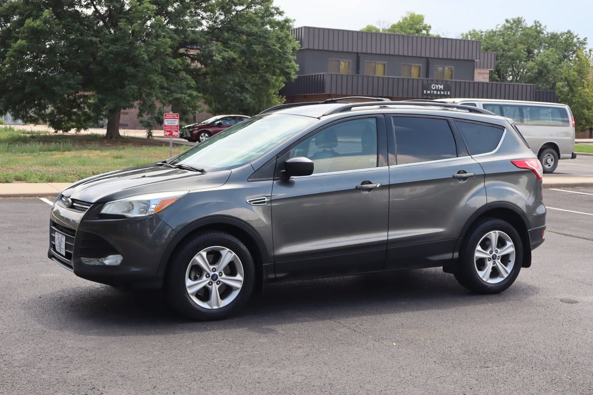 Used 2016 Ford Escape SE w/ SE Leather Comfort Package AWD/4WD image 10
