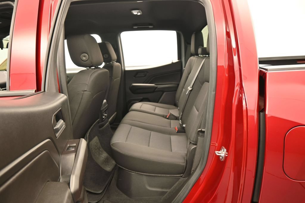 Used 2026 Chevrolet Colorado W/T w/ WT Custom Package RWD image 26