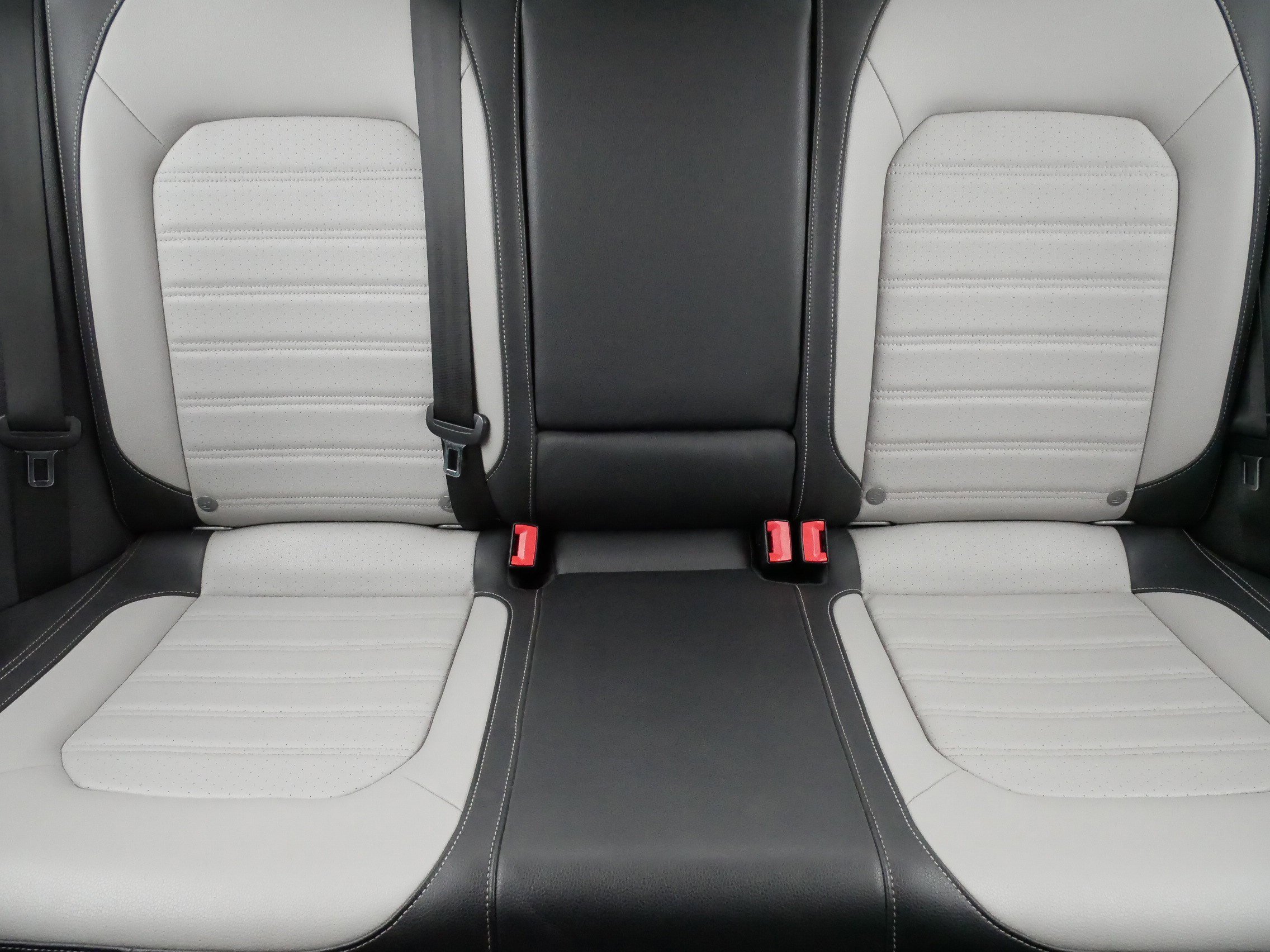 Used 2014 Volkswagen Passat 1.8T Sport image 13