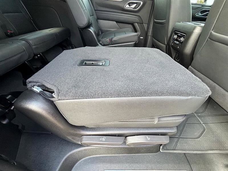 Used 2024 Chevrolet Suburban Z71 w/ Luxury Package image 47