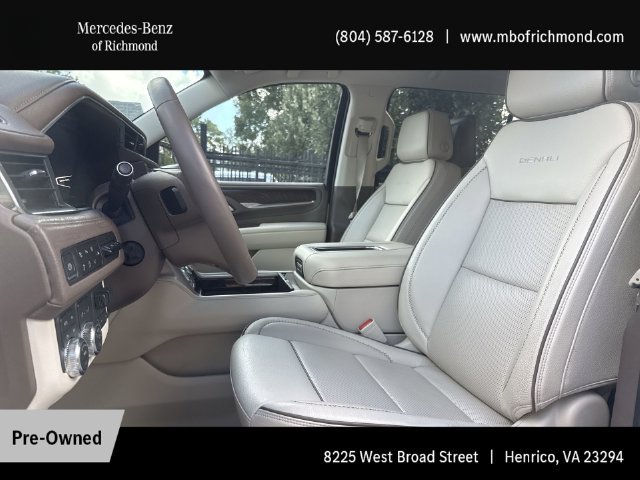 Used 2024 GMC Yukon XL Denali w/ Advanced Technology Package AWD/4WD image 14