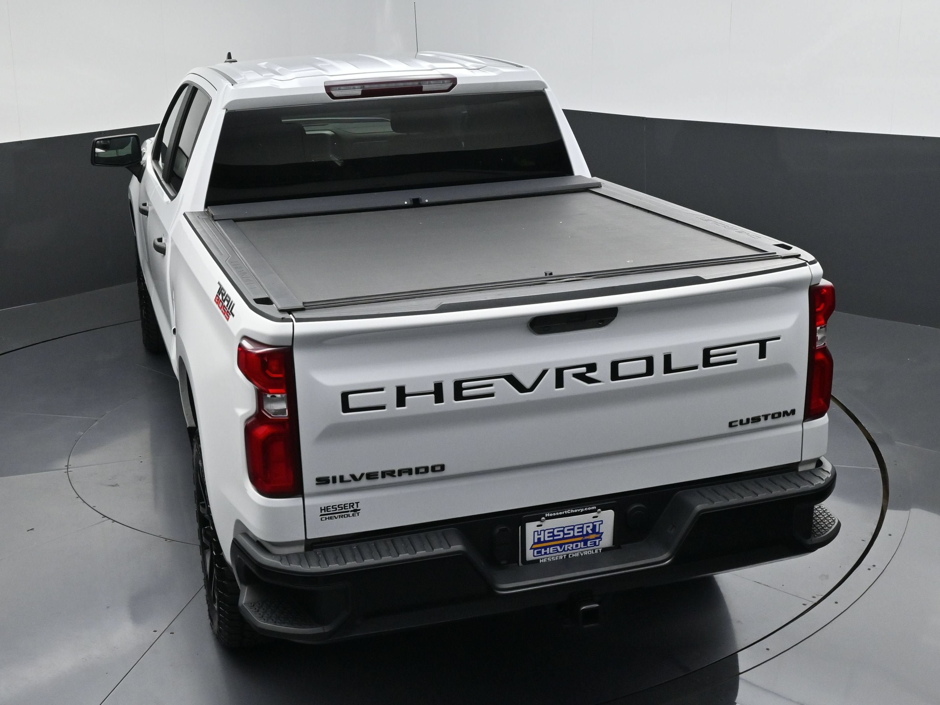 Used 2022 Chevrolet Silverado 1500 Custom Trail Boss w/ LPO, Dark Essentials Package AWD/4WD image 45