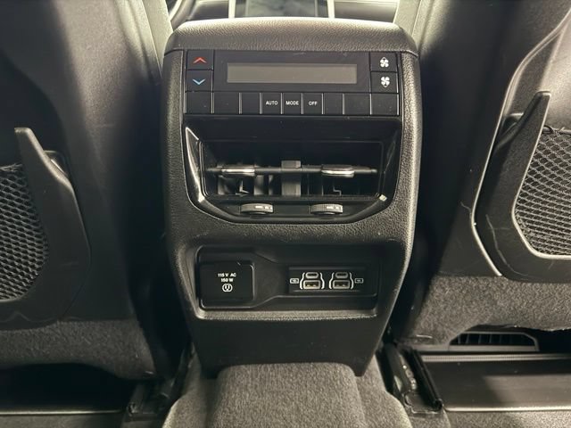 Used 2021 Jeep Grand Cherokee L Laredo w/ Luxury Tech Group I AWD/4WD image 33