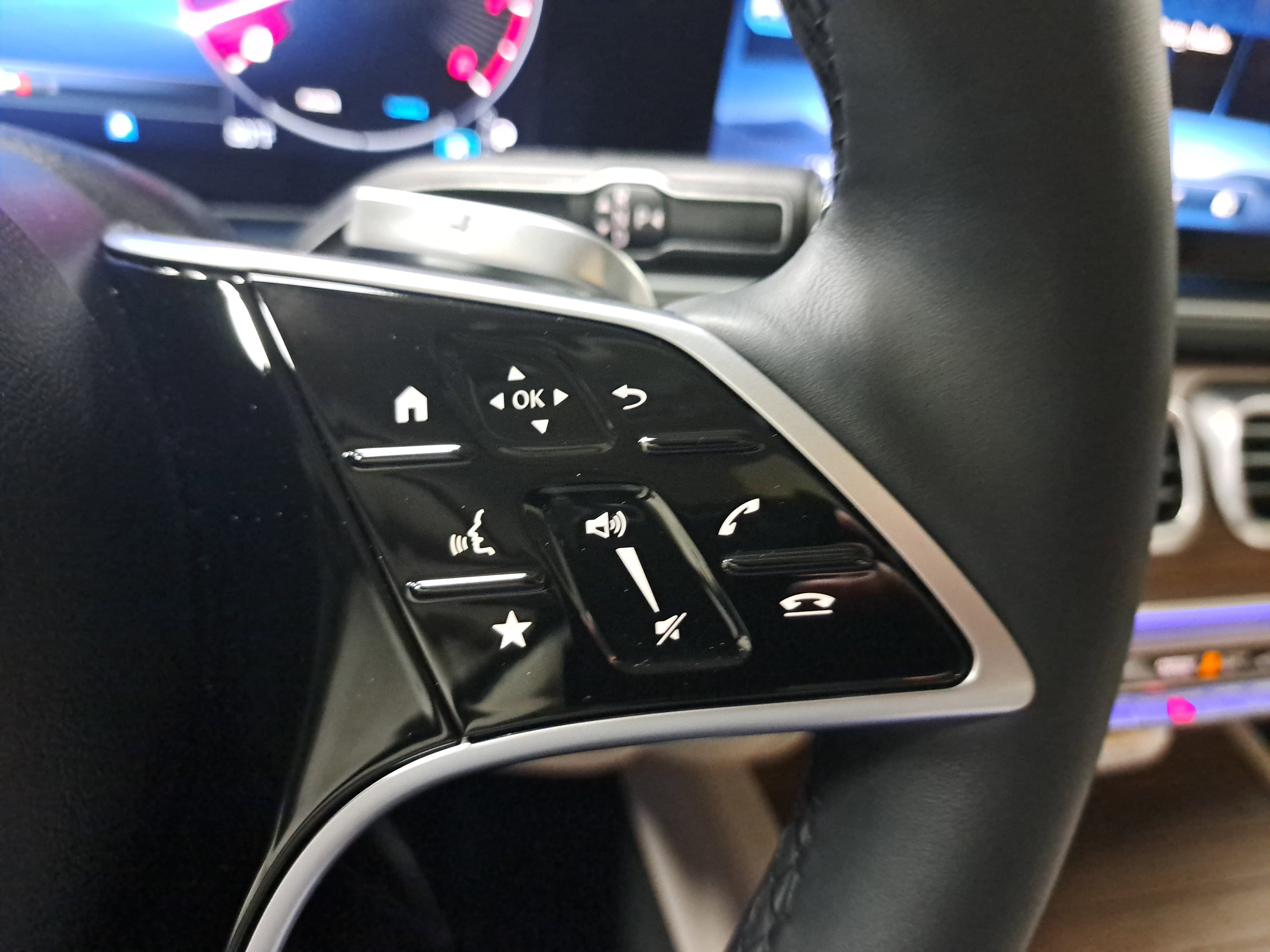 New 2026 Mercedes-Benz GLE 450 4MATIC image 18