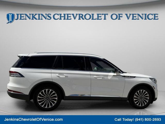 Used 2023 Lincoln Aviator Reserve w/ Equipment Group 201A AWD/4WD image 4