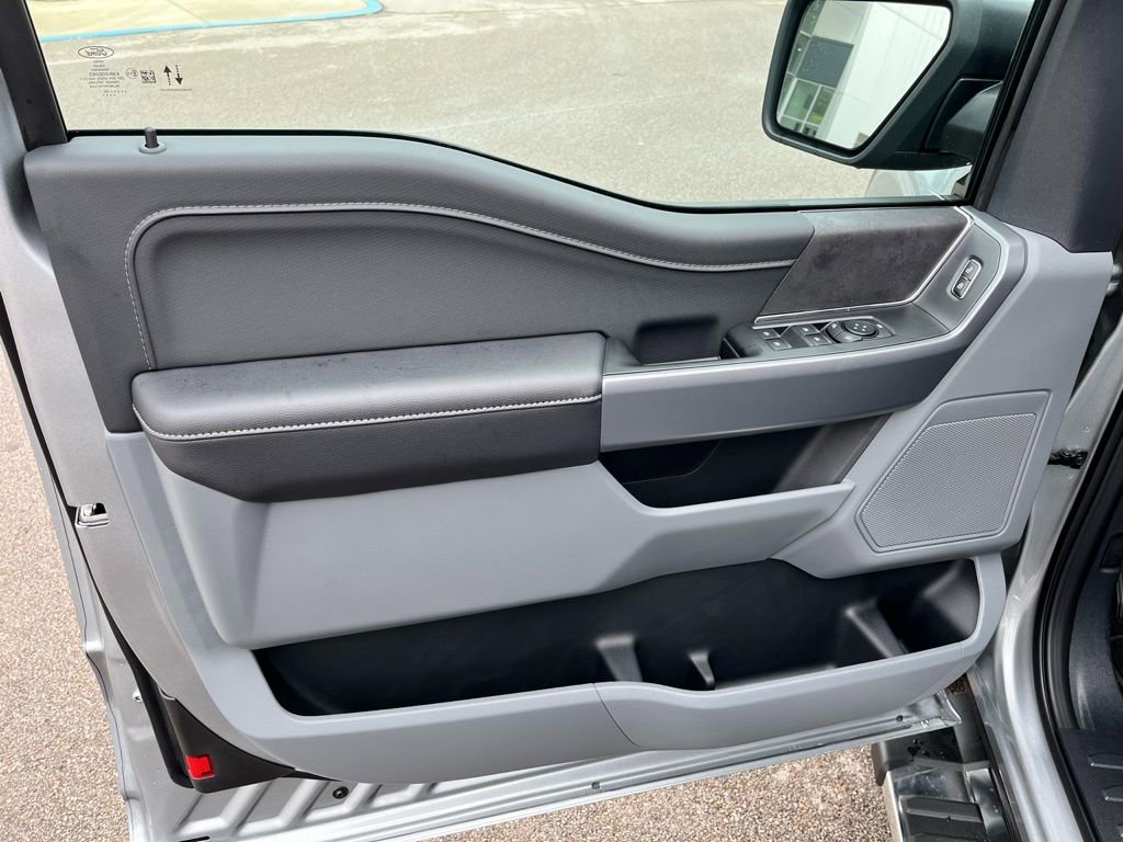 New 2026 Ford F150 XLT w/ XLT Chrome Appearance Package image 11