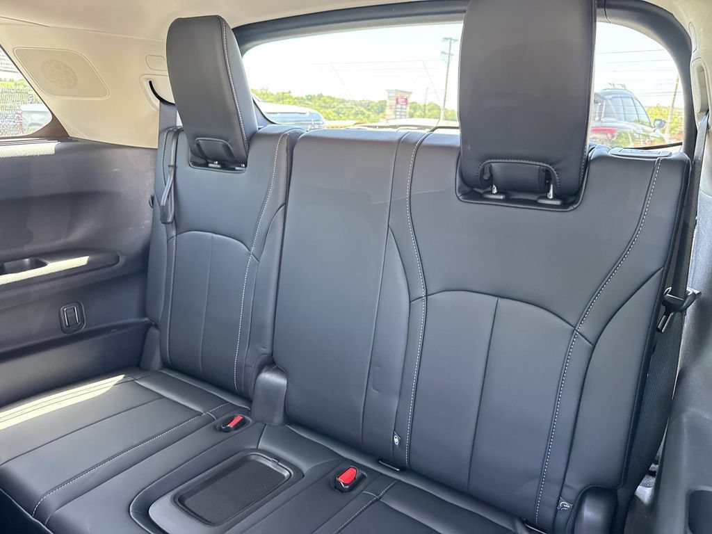 Certified 2023 INFINITI QX60 Luxe w/ Cargo Package AWD/4WD image 18