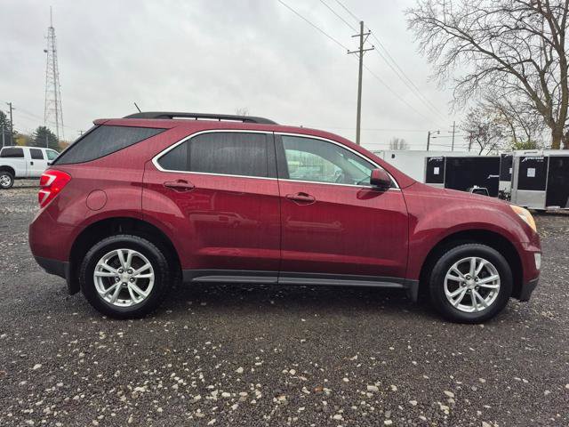 Used 2017 Chevrolet Equinox LT image 1