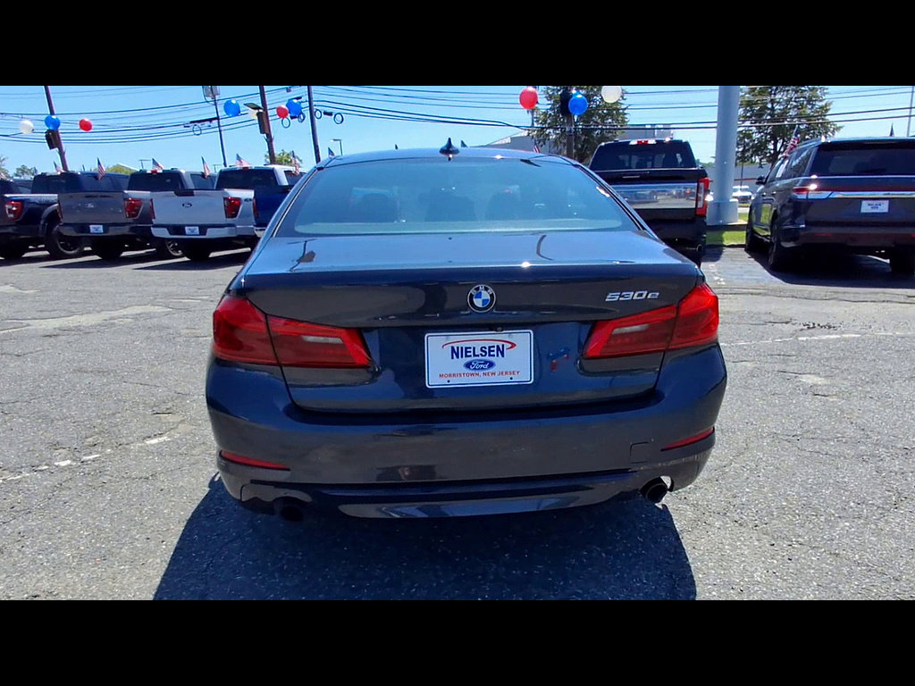Used 2019 BMW 530e xDrive w/ Convenience Package AWD/4WD image 7
