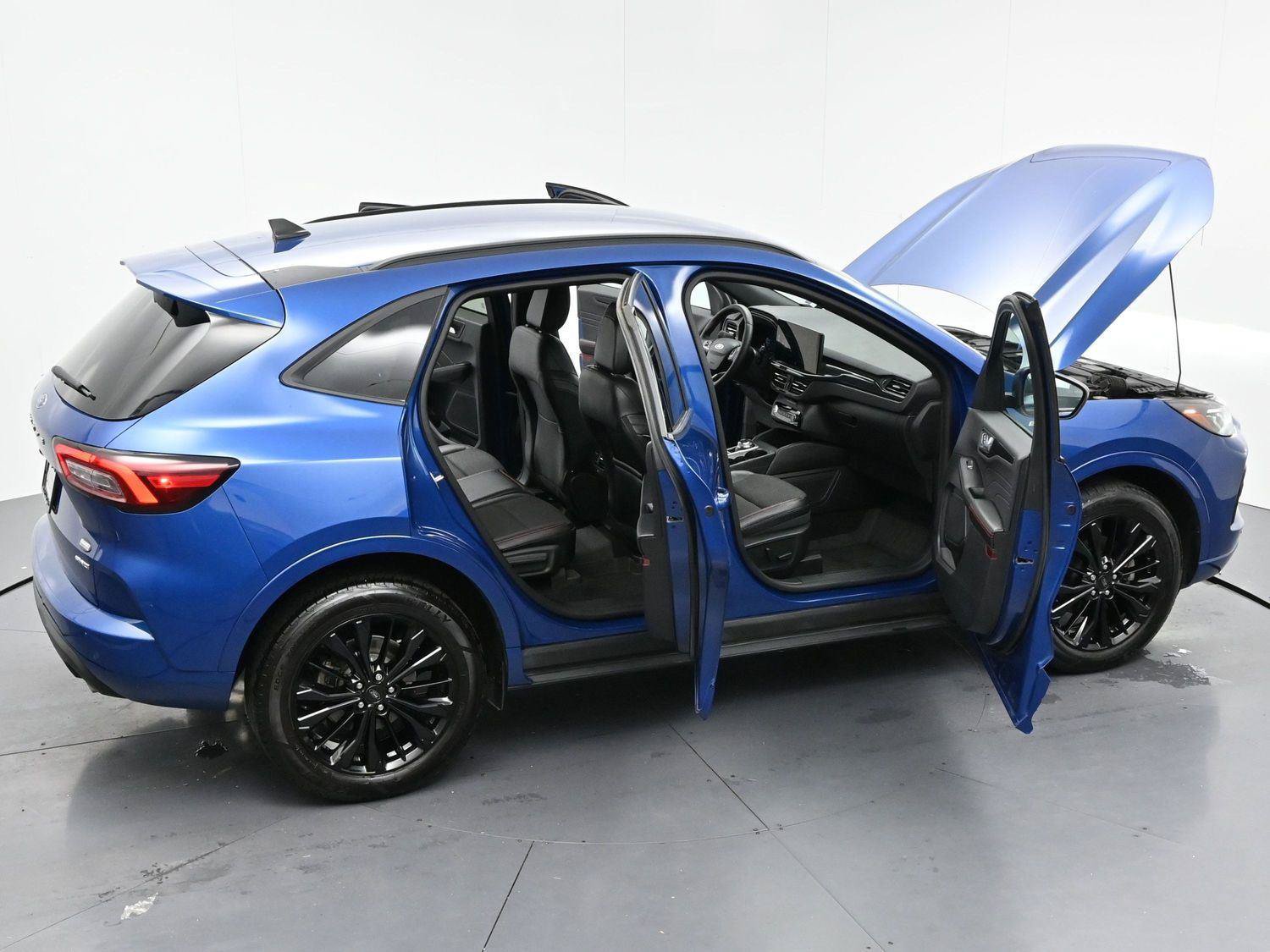 Used 2023 Ford Escape ST-Line Elite AWD/4WD image 38