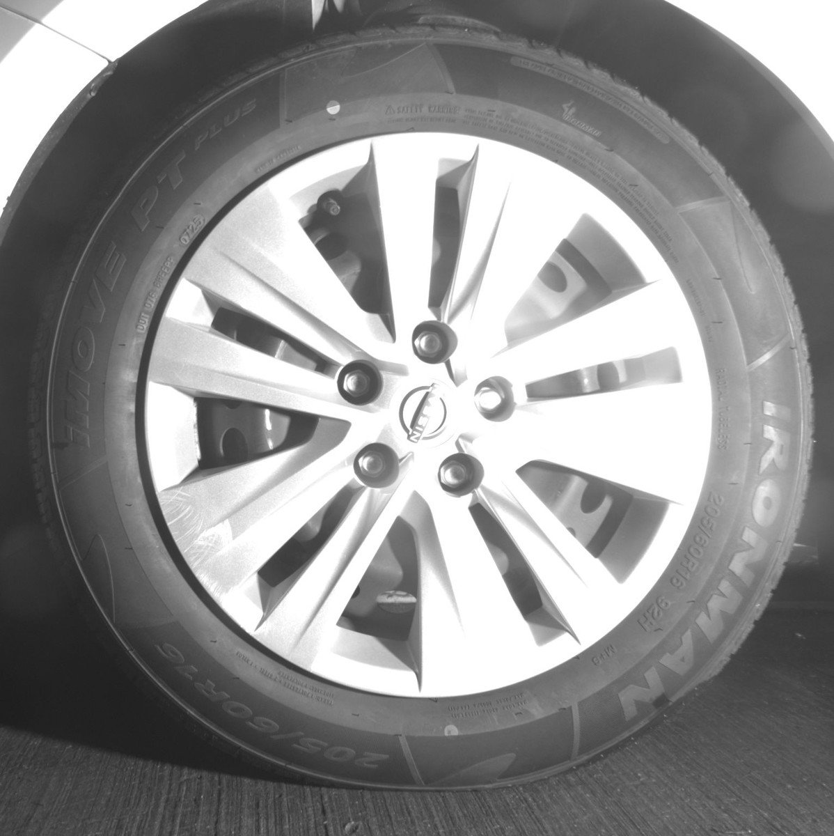 Used 2025 Nissan Sentra S FWD image 12