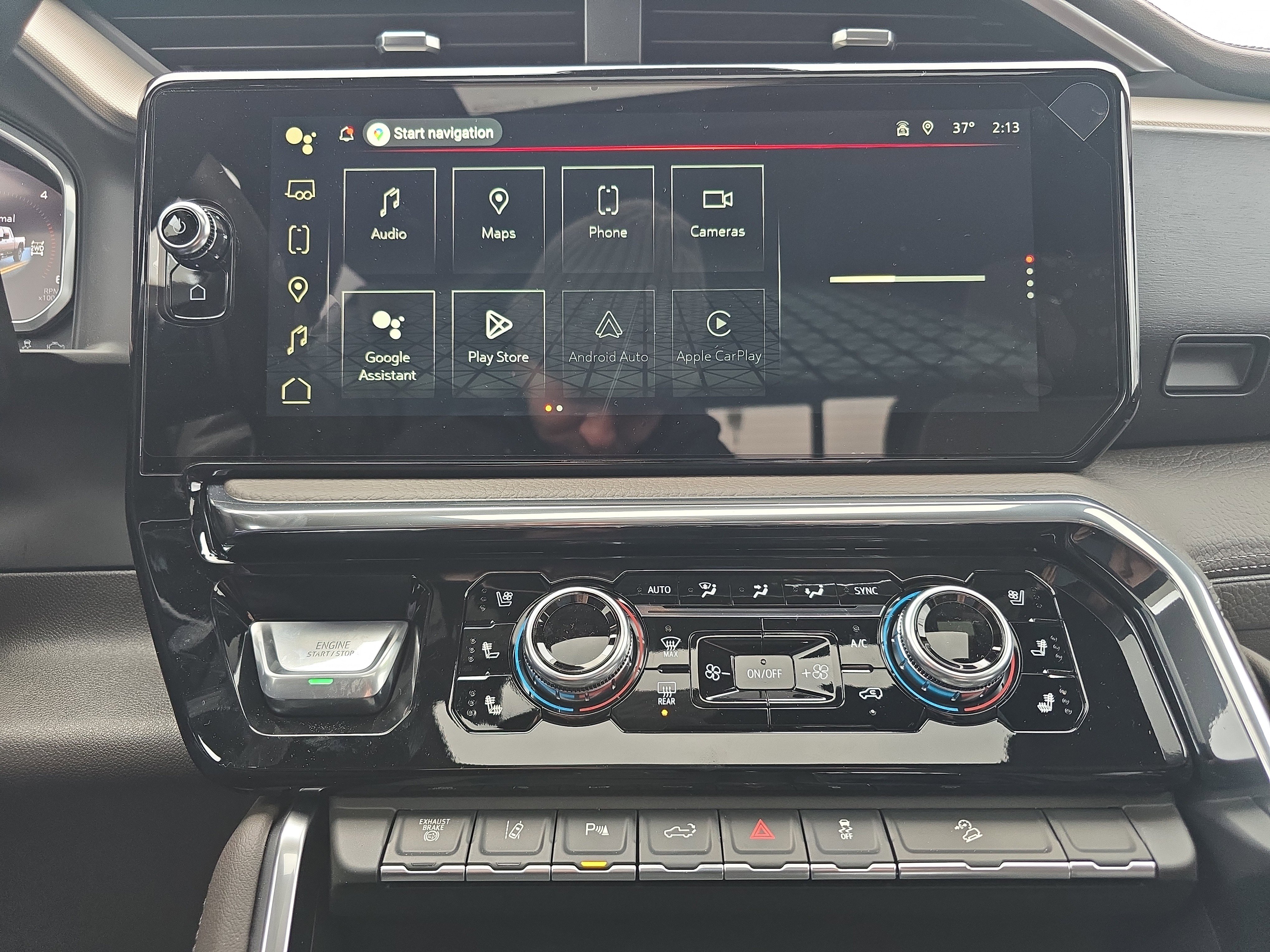 New 2026 GMC Sierra 3500 Denali w/ Denali Reserve Package image 28