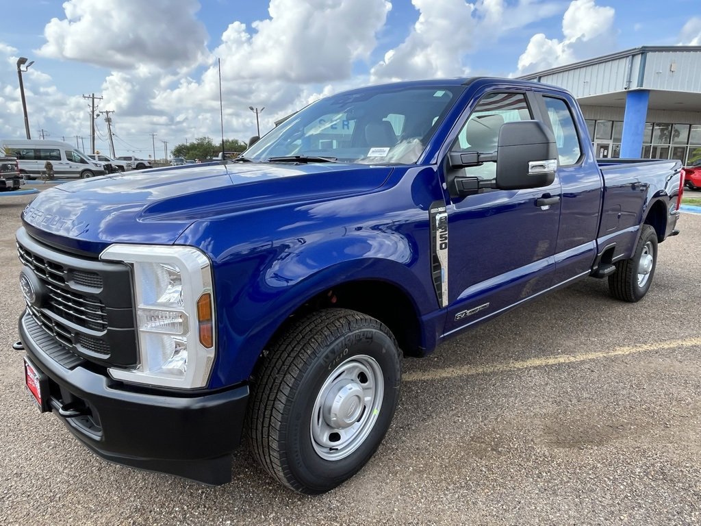 New 2026 Ford F350 XL image 3