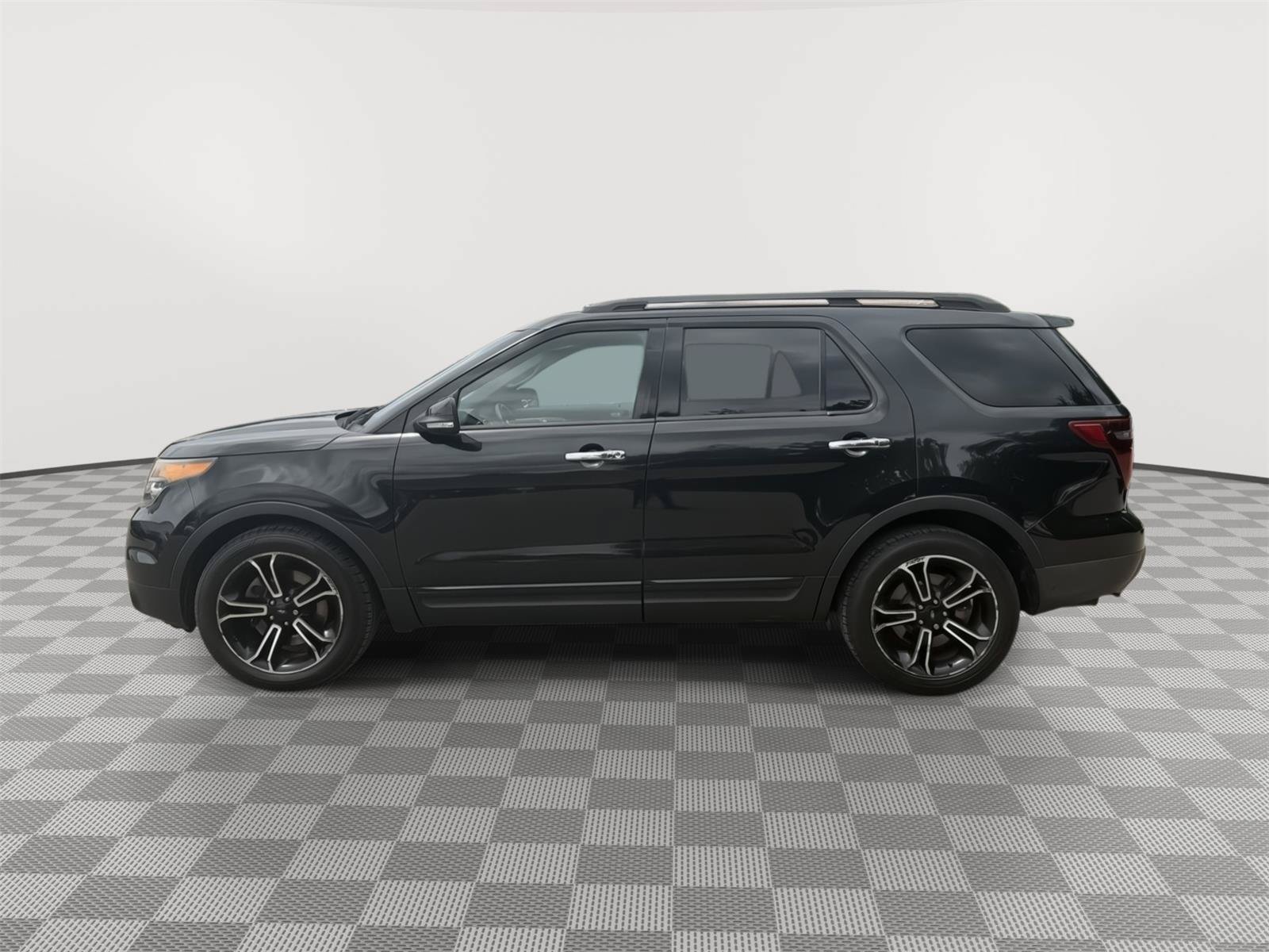 Used 2014 Ford Explorer Sport w/ Equipment Group 401A AWD/4WD image 6