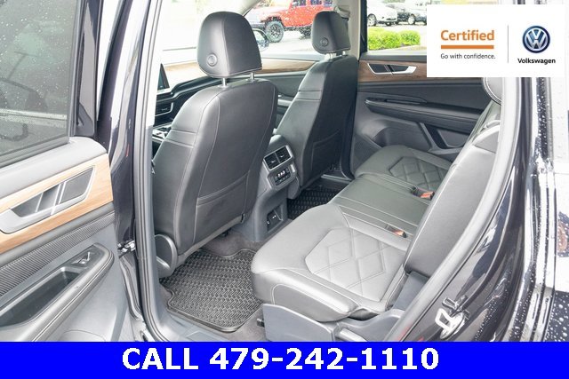 Certified 2024 Volkswagen Atlas SE w/ Black Wheel Package image 28